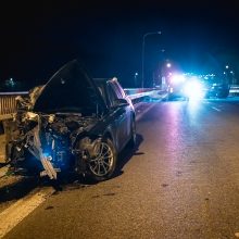 Per avariją ant Kleboniškio tilto sužalojimus patyrė moteris ir vyras