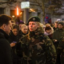 Gedimino prospekte suliepsnojo šešiolika Valstybės atkūrimo dienai skirtų laužų