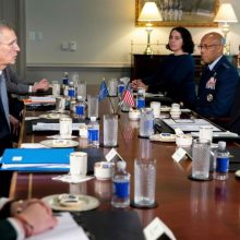 NATO vadovas Pentagone susitiko su JAV gynybos sekretoriumi