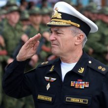 Rusija: Juodosios jūros laivyno vadas, kurį Ukraina teigė nukovusi, dalyvavo posėdyje