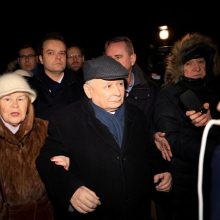 PiS lyderis partijos politikų sulaikymą vadina skandalingu