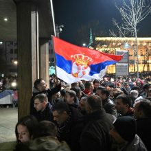 Pareigūnai: pirminiai Serbijos rinkimų rezultatai patvirtina valdančiosios partijos pergalę