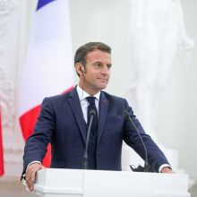 E. Macronas: Prancūzija susirūpinusi dėl Armėnijos teritorinio vientisumo