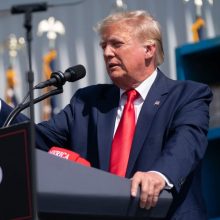 D. Trumpas praleis ir antruosius respublikonų debatus