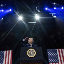 J. Bidenas perspėjo, kad D. Trumpas kelia grėsmę JAV demokratinėms vertybėms