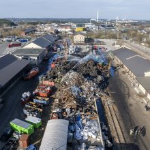 Po gaisro sostinėje aplinkosaugininkai pradėjo neplaninį patikrinimą: bendrovė nelaikyta rizikinga