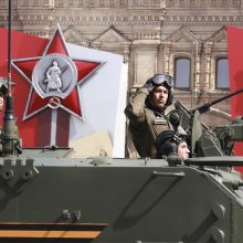 Rusijos parlamento nariai pritarė elektroninių šaukimų į kariuomenę įvedimui