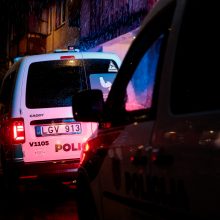 Vilniaus stovėjimo aikštelėje apgadinti trys automobiliai