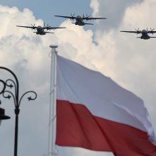 Rusijai surengus naują ataką prieš Ukrainą, Lenkija pakėlė savo aviaciją