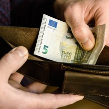 A. Izgorodinas: žmonės patikės, kad krizė neatėjo ir plačiau atvers pinigines