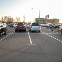 Pirmosios kauniečių reakcijos: parkavimo vietų mažinimas problemą tik paaštrins?