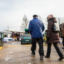 Į Aleksoto turgavietę neskuba nei prekybininkai, nei pirkėjai