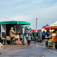 Į Aleksoto turgavietę neskuba nei prekybininkai, nei pirkėjai