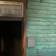 Per gaisrą sudegusių šiauliečių kaimynai: jie kasdien „pabaliavodavo“
