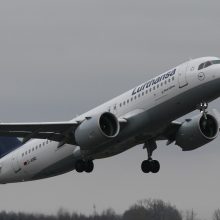 „Lufthansa“ dažniau skraidys tarp Vilniaus ir Frankfurto