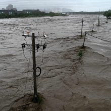 Liūčių merkiamame Pekine žuvo du žmonės