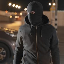 Sekmadienio naktį apiplėštas vyras – nuostoliai siekia daugiau 500 eurų