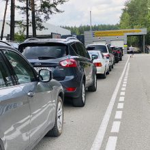 Naujų lengvųjų automobilių rugsėjį įregistruota 0,5 proc. mažiau