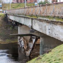 „Via Lietuva“ ruošiasi pradėti pernai sausį įgriuvusio tilto Kėdainiuose rekonstrukciją