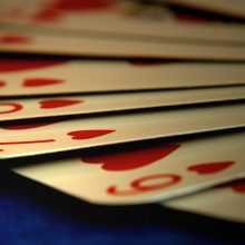 Apklausa: nelegaliuose lošimuose gyventojus dalyvauti skatina akcijos, nuolaidos, dovanos