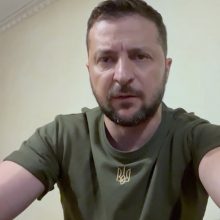 V. Zelenskis: kiekvienas smūgis priešui gelbsti Ukrainos karių ir civilių gyvybes