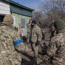 Karas: Ukrainos kariuomenė pradėjo kontrpuolimą keliose srityse, atrėmė atakas prieš Mariupolį