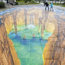 Vilniuje pristatytas rekordą pasiekęs 3D gatvės piešinys: idėją įkvėpė ir įvykiai Ukrainoje