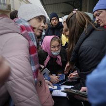 Ukrainiečiams darbą siūlo prekybininkai, restoranai, transporto, gamybos įmonės