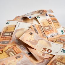 Ministerija: opozicijos siūlymai kainuotų 1,2 mlrd. eurų ir dar pakurstytų infliaciją