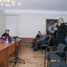 Vilniaus arkivyskupas: atsiprašau jaunuolio, kuris patyrė iš kunigo tai, ko neturėjo patirti