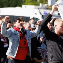 „Žalgirio“ arena – vėl sausakimša, prieš mačą  – įspūdingos sirgalių eisenos