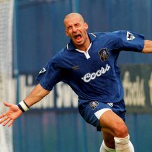 Būdamas 58-erių nuo kasos vėžio mirė Italijos futbolininkas G. Vialli