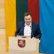 Parlamentarai sudarė komisiją išsiaiškinti, ar yra pagrindas pradėti apkaltą P. Gražuliui 