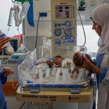 Iš Gazos pagrindinės ligoninės evakuota mažiausiai 30 neišnešiotų kūdikių