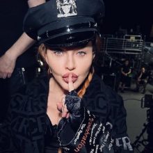 Popžvaigždė Madonna ligoninėje, jos pasaulinis turas atidėtas