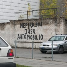 Sukčių jaukas automobilių pirkėjams: nemokamas sūris – tik pelėkautuose