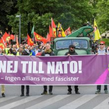 Šimtai žmonių protestavo prieš naujus Švedijos kovos su terorizmu įstatymus