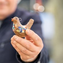 Ant prekystalių Laisvės alėjoje – nuo šokolado su grybais iki dizainerių suknelių