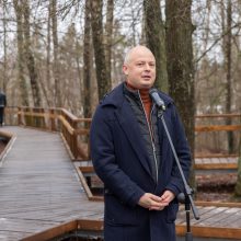 Atnaujintu Kadagių slėniu besidžiaugantys lankytojai: pasiilgome tikro pasivaikščiojimo