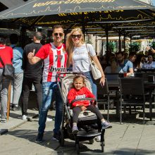 Eurolygos nuotaika Laisvės alėjoje: graikų dainos ir šokiai