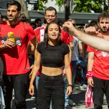 Eurolygos nuotaika Laisvės alėjoje: graikų dainos ir šokiai