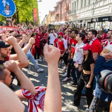 Eurolygos nuotaika Laisvės alėjoje: graikų dainos ir šokiai