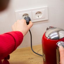 Gera žinia: nuo liepos turėtų mažėti elektros kaina