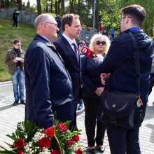 Konservatoriai vėl kelia klausimą dėl Georgijaus juostelių draudimo