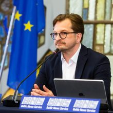 R. Karbauskis ir į EP išrinkti „valstiečių“ atstovai konferencijoje nepasirodė