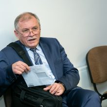 Miręs buvęs ambasadorius Rusijoje išteisintas dėl prekybos poveikiu