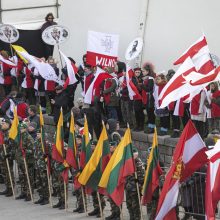 Iškilmingos laidotuvės baigėsi: sukilimo vadai palydėti į Rasų kapines