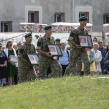 Minint Žalgirio mūšio metines apdovanoti geriausi sausumos pajėgų kariai