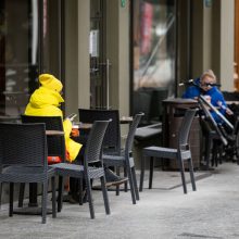 Liberalai Seimui siūlo išplėsti lauko kavinių plotą