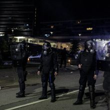 Riaušių prie Seimo byloje – 62 įtariamieji: jų namuose – kratos
